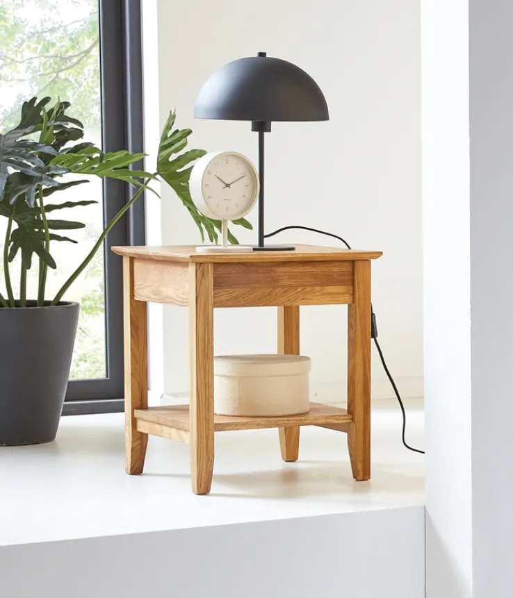 Beistelltisch 45 x 45 cm Eiche massiv braun