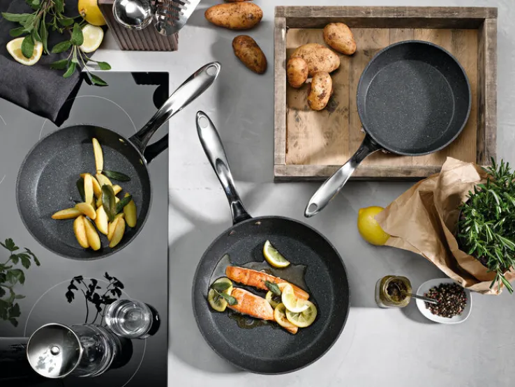 bongusto Pfanne PROFESSIONALE 24 cm Aluminium schwarz