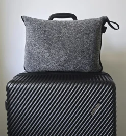 bugatti Reisedecke 130 x 150 cm grau/schwarz