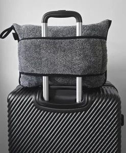 bugatti Reisedecke 130 x 150 cm grau/schwarz