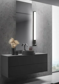 TRIO LED Spiegelleuchte PIERA 119 cm schwarz