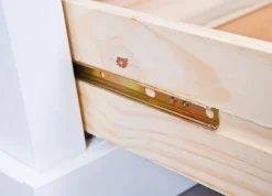 TV-Lowboard LUKAS 118x45x39 cm Massivholz Kiefer weiß