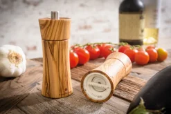 ZASSENHAUS Salzmühle FRANKFURT 18 cm Olivenholz